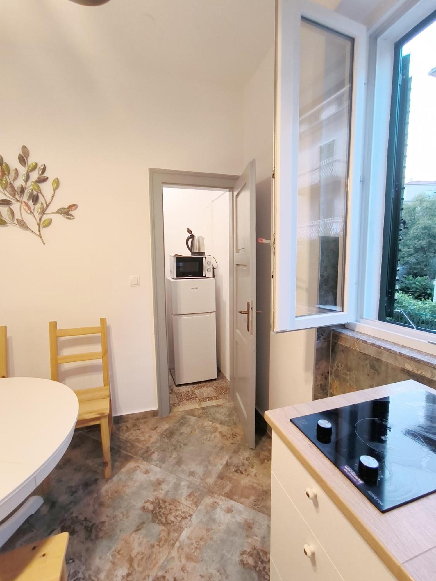 Bright And Colourful Apartment Luce -Sandy Beach Split Exterior foto